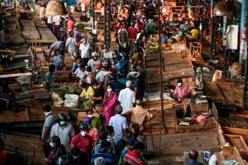 இலங்கையில் எல்லைமீறும் கோவிட் தொற்று - கட்டுப்படுத்த முடியாத நிலையில் சுகாதார பிரிவு