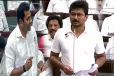 3 வீடு இருக்க .. ஏன் அரசு பங்களாவில் இருக்கிங்க.. சபையில் உதயநிதி மீது விளாசல்!