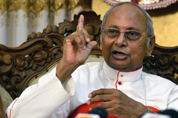 பிச்சைக்காரர்களை விட மோசமான நிலைக்கு விழுந்துவிட்டோம்; பேராயர்!