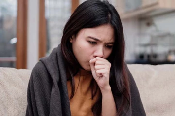 வறட்டு இருமலால் அதிக அவஸ்தையா? அற்புத மூலிகை வைத்தியம்