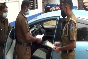 போலியான ஒரே இலக்கத்தகடு பொறிக்கப்பட்ட கார்கள் காத்தான்குடியில் மீட்பு