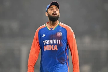 இந்தியாவிற்கு வர கூடாது என மிரட்டல் வந்தது - வருண் சக்கரவர்த்தி அதிர்ச்சி தகவல்