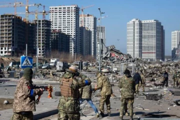 உக்ரைன் மீது எவப்பட்ட 100 ராக்கெட்டுகள், 100 ஆளில்லா விமானங்கள்!