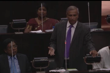 நாடாளுமன்ற சபையில் சூடாகிய எம்.பி. சுமந்திரன்!