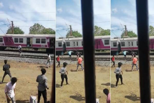 இரு கல்லுாரி மாணவர்கள் இடையே மோதல் - மின்சார ரயில் மீது கற்கள் வீசி தாக்குதல்..! - தமிழ்நாடு