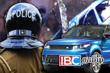 300 அடி பள்ளத்தில் கவிழ்ந்து கார் விபத்து : ஒருவர் படுகாயம்