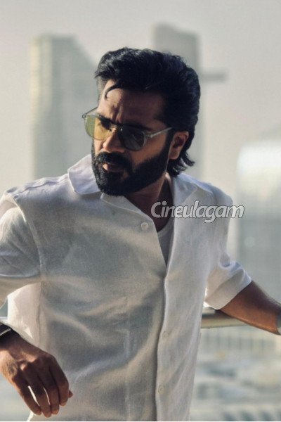 மலேசியா Motor Sport பந்தயத்தில் அஜித்தை சந்தித்த நடிகர் சிம்பு... வைரலாகும் வீடியோ இதோ | Silambarasan Met Ajith In Malaysia Motor Sport மலேசியா Motor Sport பந்தயத்தில் அஜித்தை சந்தித்த நடிகர் சிம்பு... வைரலாகும் வீடியோ இதோ | Silambarasan Met Ajith In Malaysia Motor Sport