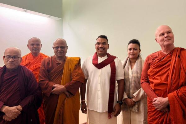 கடும் எதிர்ப்புகளுக்கு மத்தியில் லண்டனில் ஏனைய நிகழ்வுகளில் பங்கேற்ற நாமல் | Namal Uk London Visit