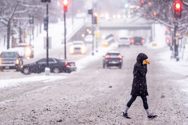 குளிர் காலநிலையால் அமெரிக்காவில் விமான சேவைகள் பாதிப்பு | Air Services In The Us Are Affected Winter Weather குளிர் காலநிலையால் அமெரிக்காவில் விமான சேவைகள் பாதிப்பு | Air Services In The Us Are Affected Winter Weather