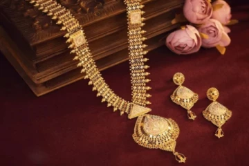 தொடர்ச்சியாக குறைந்த நிலையில் ஏறிய தங்கம் விலை - எவ்வளவு தெரியுமா?