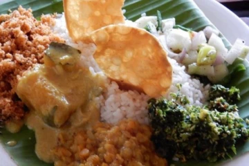 ආහාර ද්රව්යවල මිල අඩු කිරිම සම්බන්ධයෙන් ආපනශාලා හිමියන්ගේ සංගමයේ සභාපතිවරයාගෙන් විශේෂ ප්රකාශයක්..