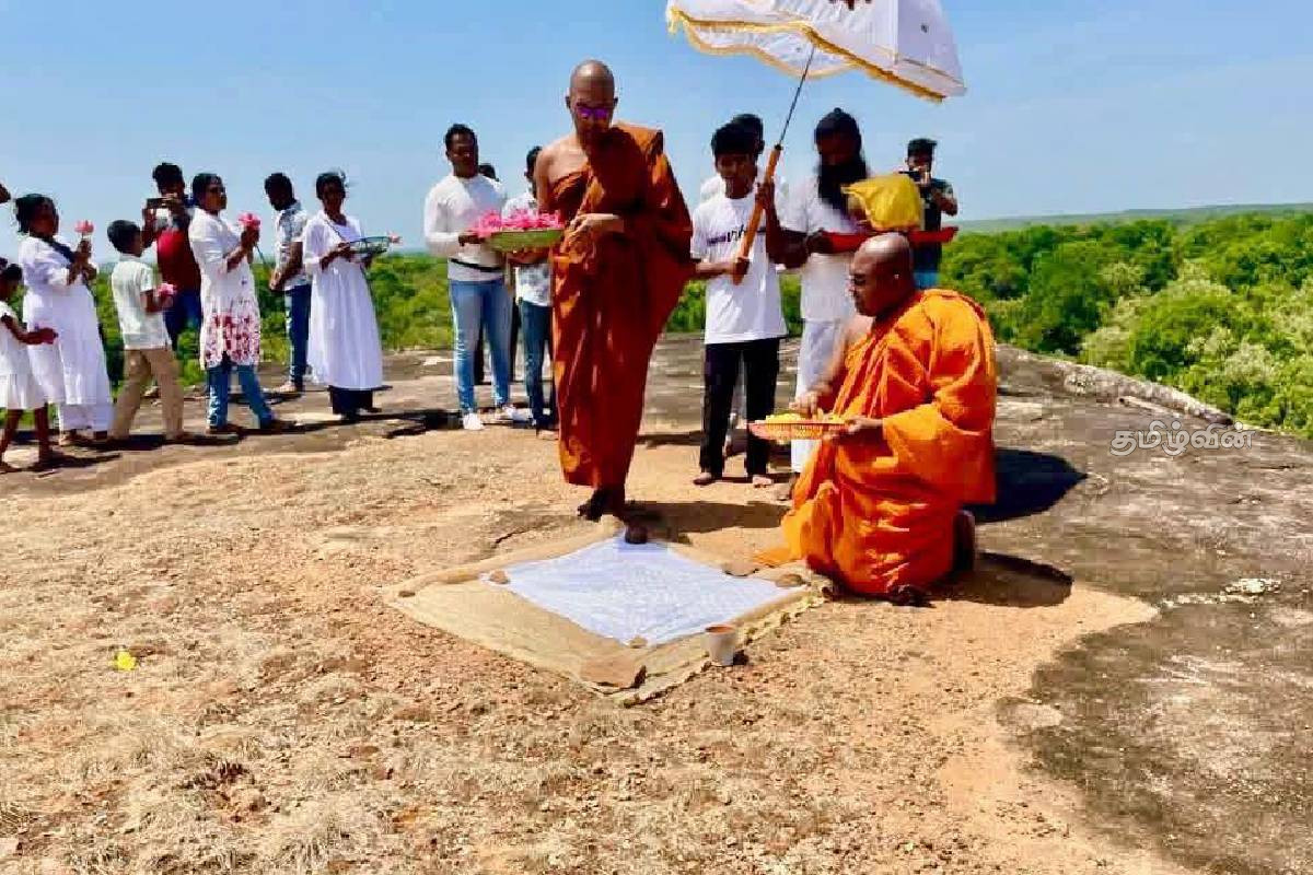 வெடுக்குநாறிமலையில் மீண்டும் புத்தர் சிலை! சந்தபோதி தேரரின் அறிவிப்பு | Vedukkunari Hill Temple வெடுக்குநாறிமலையில் மீண்டும் புத்தர் சிலை! சந்தபோதி தேரரின் அறிவிப்பு | Vedukkunari Hill Temple