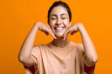 பொலிவான முகத்தை பெற பச்சை பாலில் இதை கலந்து பூசி பாருங்க..!