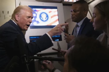 சர்ச்சைக்குரிய நபருடன் தொடர்பு... கேள்வி எழுப்பிய ஊடகவியலாளர்: ட்ரம்ப் பயன்படுத்திய வார்த்தையால் சர்ச்சை