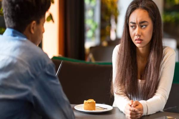 முதுகில் குத்தும் நபர்கள்.. சாணக்கியர் கொடுத்த டிப்ஸ் | Chanakya Niti Signs Of An Untrustworthy Person முதுகில் குத்தும் நபர்கள்.. சாணக்கியர் கொடுத்த டிப்ஸ் | Chanakya Niti Signs Of An Untrustworthy Person