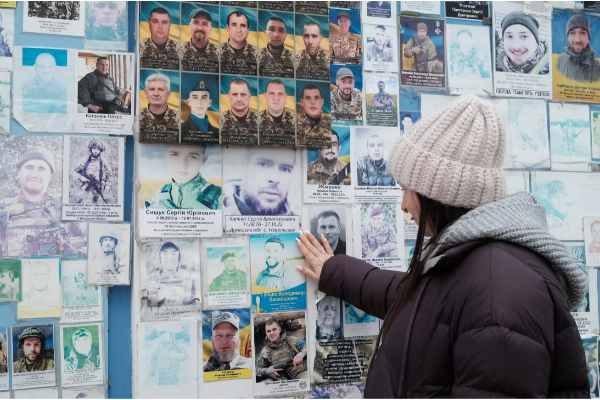 கைம்பெண்கள் மற்றும் அநாதைகளின் நாடாக மாறி வரும் உக்ரைன் | Ukraine Widows Demographic Crisis