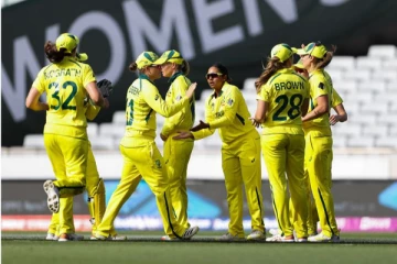 இந்தியாவிற்கு சோதனை மேல் சோதனை  :  ஆஸ்திரேலியா அணி த்ரில் வெற்றி