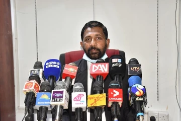 அரசாங்கம் நாட்டினை எதிர்க்கட்சியிடம் ஒப்படைப்பது சிறந்தது - ஹீனைஸ் பாரூக்