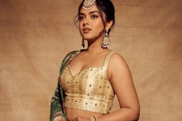 நடிகை சித்தி இத்னானி அழகிய போட்டோஷூட்