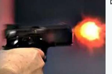 කුඩා දරුවකුගේ කටට වෙඩි තබා කළ අපරාධය..