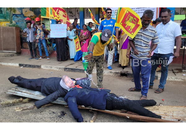 கனேடிய பிரதமர், தமிழ் எம்.பி ஆகியோரின் உருவப் பொம்மைகள் எரிப்பு | Sri Lanka Army War Crimes Canadian Prime Minister