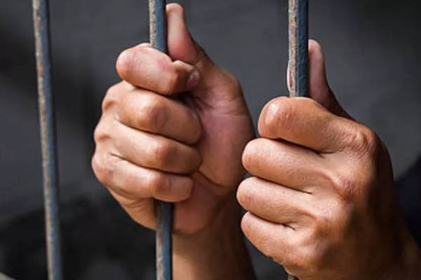 மட்டக்களப்பு சிறைச்சாலையில் சிறை கைதியிடம் இருந்து ஐஸ் போதைப்பொருள் மீட்பு | Arrested In Batticaloa Prison With Ice Drugs