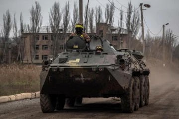 உயிரிழப்பதற்கு கூட தயார்; ரஷ்ய இராணுவத்தில் நூற்றுக்கணக்கான இலங்கையர்கள்; மாதம் 3000 டொலர் சம்பளம்!