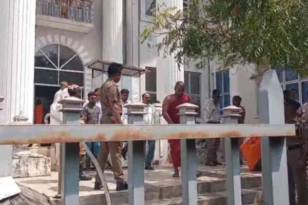 திருகோணமலை புத்தர் சிலை விவகாரம்; மீண்டும் கம்பி எண்ணும் தேரர் உள்ளிட்டோர்! | Trincomalee Buddha Statue Incident Remand Extended திருகோணமலை புத்தர் சிலை விவகாரம்; மீண்டும் கம்பி எண்ணும் தேரர் உள்ளிட்டோர்! | Trincomalee Buddha Statue Incident Remand Extended