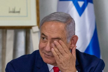 ඊශ්‍රායලය අනතුරේ - කාර්මික කලාපයකට ප්‍රහාර - රසායනික ද්‍රව්‍ය කාන්දුවීමේ අවදානමක් - නිවෙස් තුළම සිටින්නයි අනතුරු නිවේදන