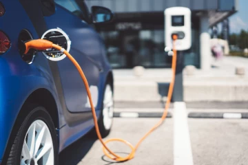 மின்சார வாகனங்களை இறக்குமதி செய்ய அனுமதி - அமைச்சர் வெளியிட்ட தகவல்