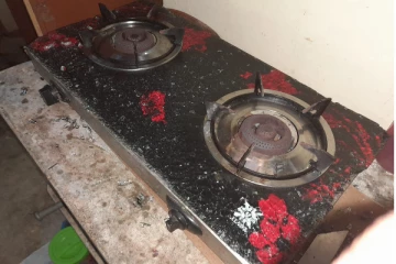 காரைநகரில் வெடித்து சிதறிய எரிவாயு அடுப்பு! (PHOTOS)