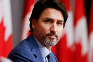 கூட்டத்தை கூட்டுங்கள்;  கனேடிய பிரமரிடம் அவசர கோரிக்கை!