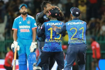 போட்டியை சமனில் முடித்த இலங்கை அணி: இறுதியில் தடுமாறிய இந்தியா