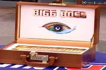 பிக்பாஸ் நிகழ்ச்சியில் 5 லட்சத்தினை எடுத்துக்கொண்டு வெளியேறும் போட்டியாளர் யார் தெரியுமா? கசிந்த தகவல்