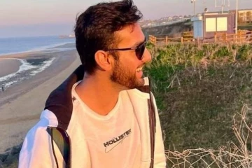 வீட்டை அடமானம் வைத்து மகனை பிரித்தானியா அனுப்பிய பெற்றோர்! 40 டிகிரி வெப்பத்தில் நடந்த அதிர்ச்சி சம்பவம்