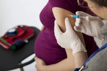 இலங்கையில் கர்ப்பிணி பெண்களுக்கு தடுப்பூசி செலுத்த முடிவு!