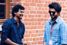 எதிர்பார்த்ததை விட தெலுங்கில் அதிரடி வசூல் செய்து வரும் மாஸ்டர், இரண்டாவது நாள் வசூல் எவ்வளவு தெரியுமா?