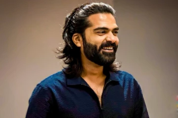 அவரையே மறந்து முத்தம் கொடுத்த சிம்பு; எந்த நடிகைக்கு தெரியுமா? உடைத்த பிரபலம்!