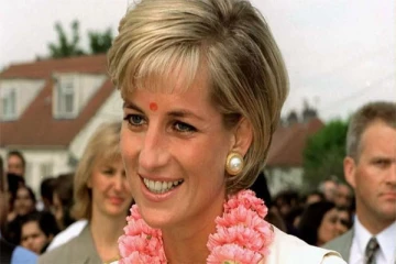 கணவருடன் வாழும்போதே காதலருக்கு இளவரசி டயானா எழுதிய கடிதங்கள்: மற்றொரு அவமானம்