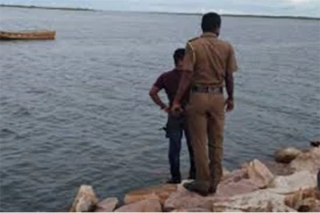 ஊர்காவற்துறை கடலில் நபர் ஒருவரின் சடலம் மீட்பு