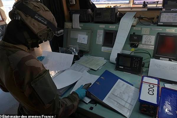 ரஷ்யாவின் எண்ணெய் கப்பல்கள்... உக்ரைனுக்கு உதவ பிரித்தானியாவின் அதிரடி திட்டம் அம்பலம் | Britain Plans More Russian Tankers