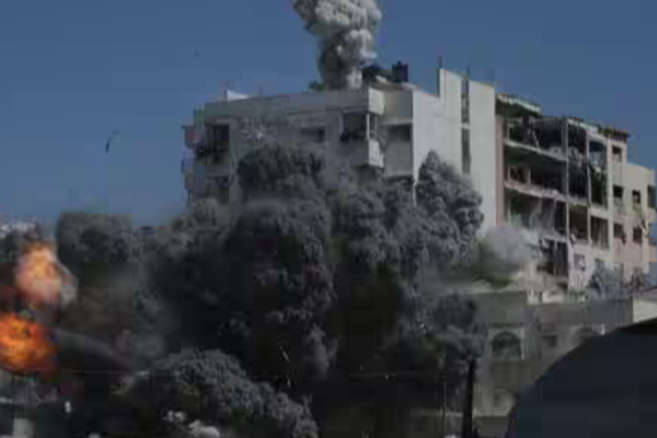 காஸா மீது தாக்குதல் நடத்திய இஸ்ரேல் ; 38 பேர் பலி | Israel Attacks Gaza 38 Killed