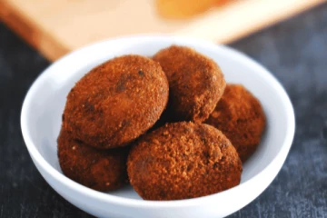 குழந்தைகள் விரும்பி உண்ணும் பன்னீர் கட்லெட்.., எப்படி செய்வது?