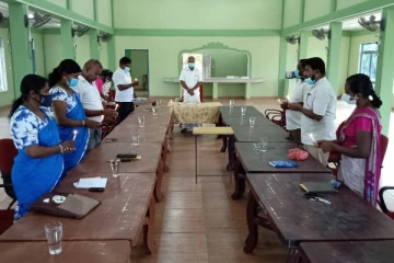 இறுதி யுத்தத்தில் முள்ளி வாய்க்காலில் உயிர் நீத்த மக்களுக்கு நானாட்டான் பிரதேச சபை அமர்வில் சுடர் ஏற்றி அஞ்சலி!