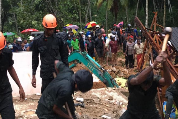 முல்லைத்தீவில் பணியில் ஈடுபட்டிருந்த கடற்படை சிப்பாய்கள் மாயம் | Navy Personnel Missing In Mullaitivu While On Duty முல்லைத்தீவில் பணியில் ஈடுபட்டிருந்த கடற்படை சிப்பாய்கள் மாயம் | Navy Personnel Missing In Mullaitivu While On Duty