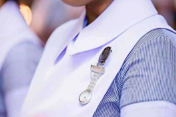 இலங்கையை விட்டு வெளியேறியுள்ள ஆயிரக்கணக்கான அரச ஊழியர்கள்! ஏற்பட்டுள்ள சிக்கல் | Civil Servants Who Have Left Sri Lanka