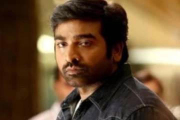 விஜய் சேதுபதியுடன் ஹாயாக பைக்கில் செல்லும் குக் வித் கோமாளி பிரபலம்... யார்னு நீங்களே பாருங்க