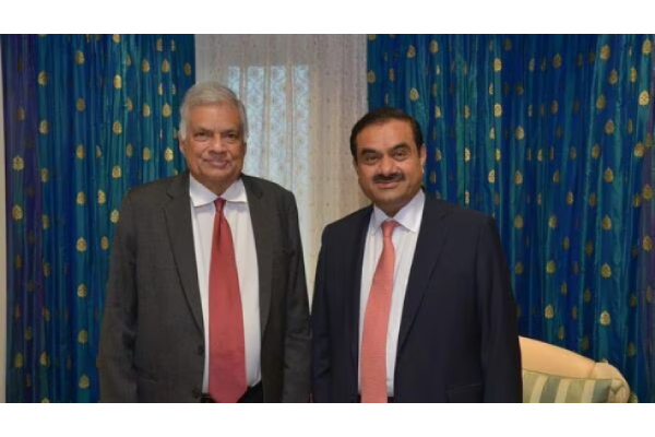 புதுப்பிக்கத்தக்க சக்தி மூலங்களின் அபிவிருத்தித் திட்டங்கள் தொடர்பில் ரணிலுடன் அதானி கலந்துரையாடல் | Gautam Adani Meets President Green Hydrogen