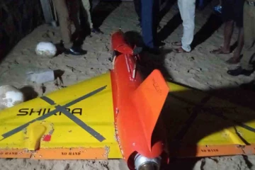 திருகோணமலை கடற்கரைக்கு இழுத்துவரப்பட்ட பயங்கரமான ஆளில்லா விமானத்தால் பதற்றம்