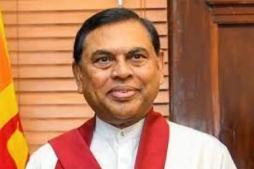 இந்திய வெளியுறவுச் செயலாளரை சந்தித்த பசில்